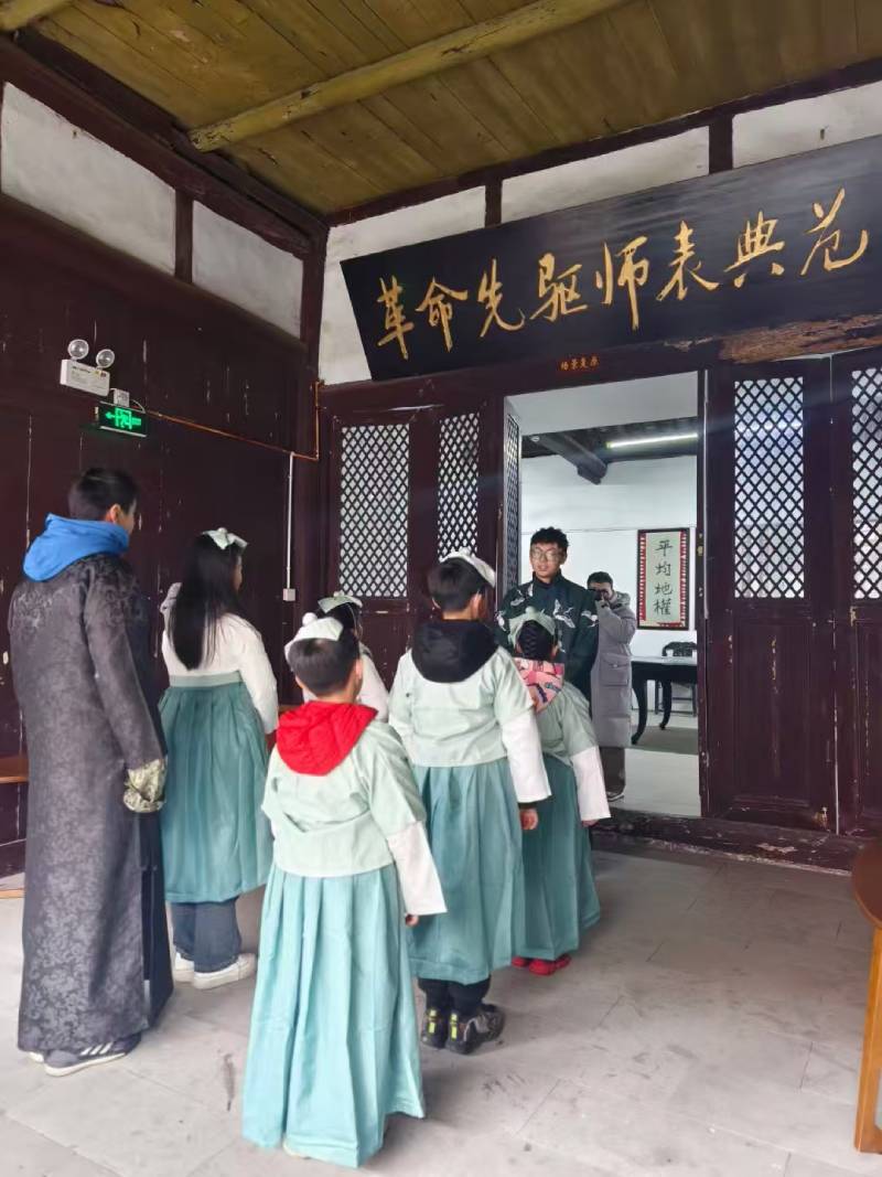 巴音郭楞景区文学经典改编剧本游